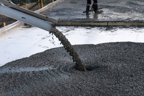 Best Concrete Walkway Installation  in Wilmington Island, GA
